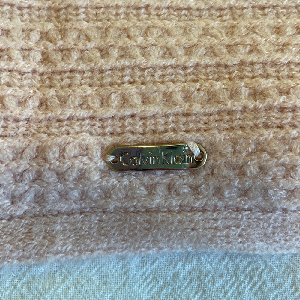 NWOT Calvin Klein Scarf - Picture 2 of 4
